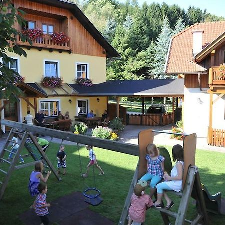 Ferienwohnungen Simonbauer Trebesing エクステリア 写真